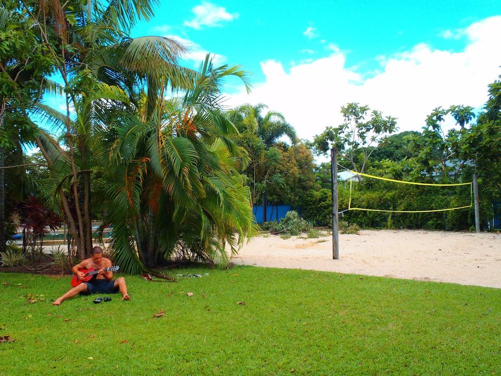 ซัมเมอร์ เฮาส์ แบ็กแพกเกอร์ แคร์น Hostel แคนส์ ภายนอก รูปภาพ